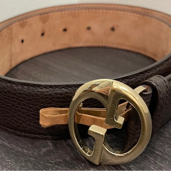 Gucci Dark Brown pebbled, leather Belt with Gold Logo Buckle - Picture 9 of 9